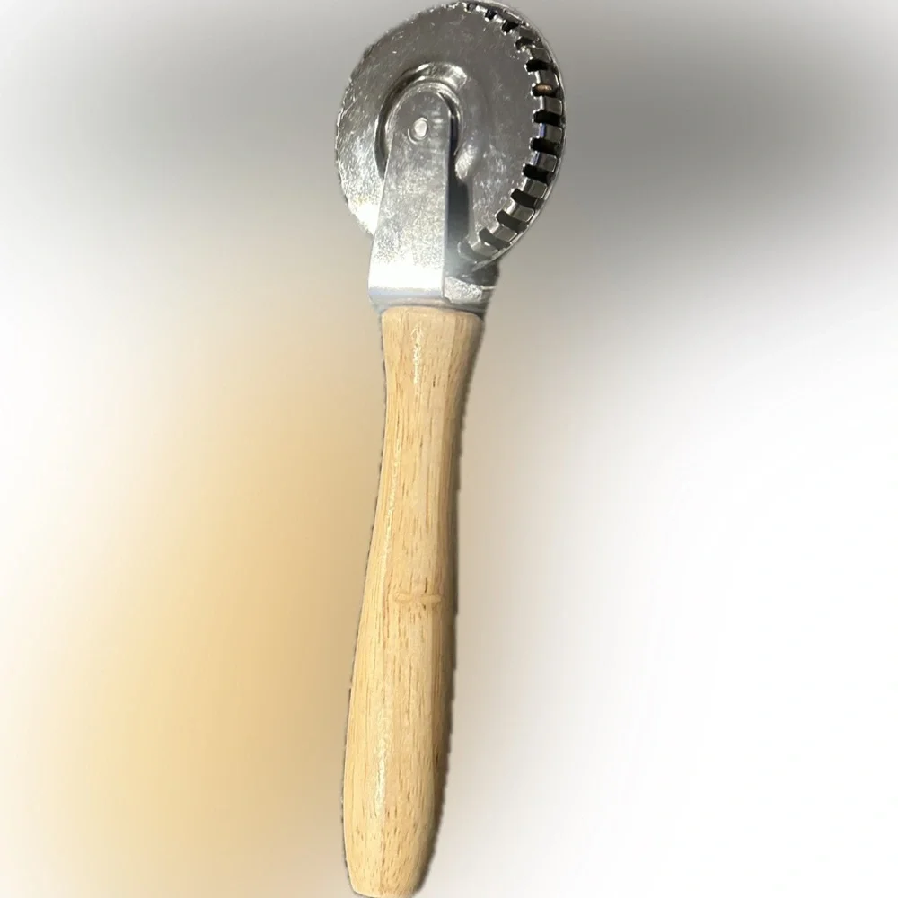 Norpro Stainless Steel Pastry Crimp-Cut-Seal, Metallic, 1 Count | NEW w/o Tags